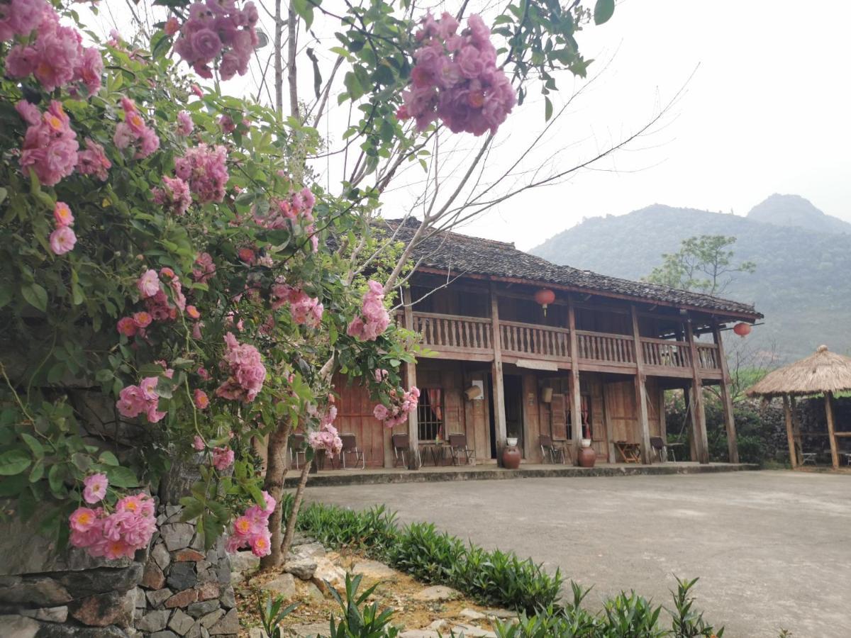Lo Lo Homestay & Cafe Meo Vac Exterior foto